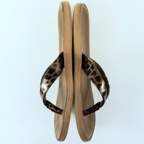 Sz 8 Guess Animal Print Flip Flop Sandals - Picture 4 of 11